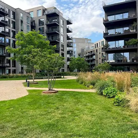 Water Front View - Prime *