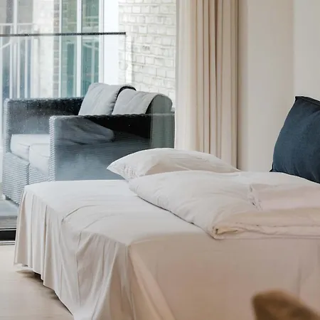 Water Front View - Prime *