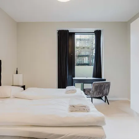 Water Front View - Prime *