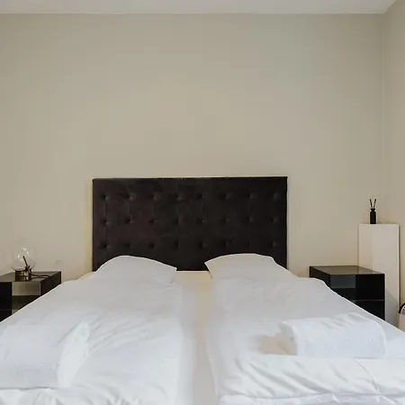 Water Front View - Prime *