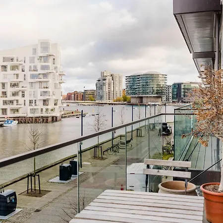 Water Front View - Prime Apartman *